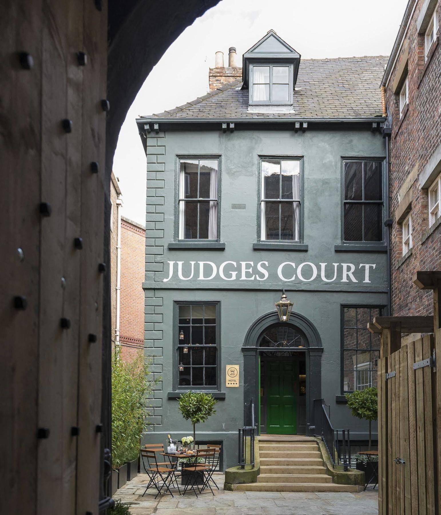 Judges Court 호텔 요크 외부 사진